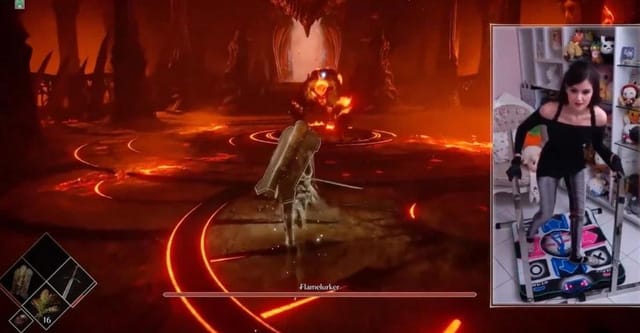Phục sát đất nữ game thủ hạ gục boss trong tựa game khó nhất PS5 bằng chân - Ảnh 1. Phục sát đất nữ game thủ hạ gục boss trong tựa game khó nhất PS5 bằng chân - Ảnh 1.