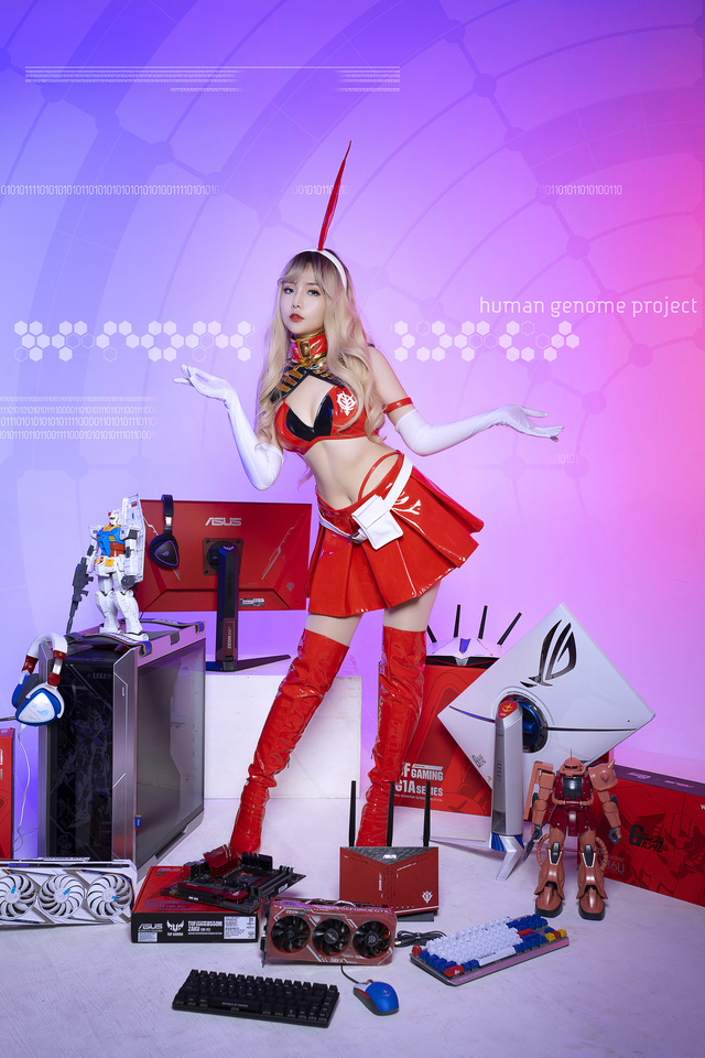 Bỏng mắt trước vẻ gợi cảm của hai mỹ nhân Gundam trong bộ sưu tập PC gaming siêu đỉnh từ ASUS - Ảnh 10. Bỏng mắt trước vẻ gợi cảm của hai mỹ nhân Gundam trong bộ sưu tập PC gaming siêu đỉnh từ ASUS - Ảnh 10.