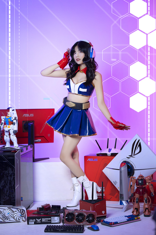 Bỏng mắt trước vẻ gợi cảm của hai mỹ nhân Gundam trong bộ sưu tập PC gaming siêu đỉnh từ ASUS - Ảnh 6. Bỏng mắt trước vẻ gợi cảm của hai mỹ nhân Gundam trong bộ sưu tập PC gaming siêu đỉnh từ ASUS - Ảnh 6.