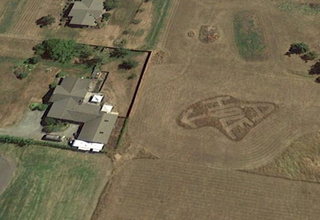 14 hình ảnh lạ lùng tìm thấy trên Google Maps khiến bạn hoang mang - Ảnh 6. 14 hình ảnh lạ lùng tìm thấy trên Google Maps khiến bạn hoang mang - Ảnh 6.