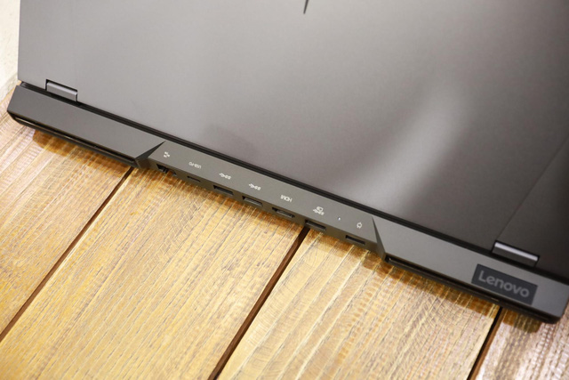 Lenovo Legion 5 Pro: Cỗ xe tăng chiến game hạng nặng, cân hết mọi thể loại AAA bom tấn - Ảnh 4.