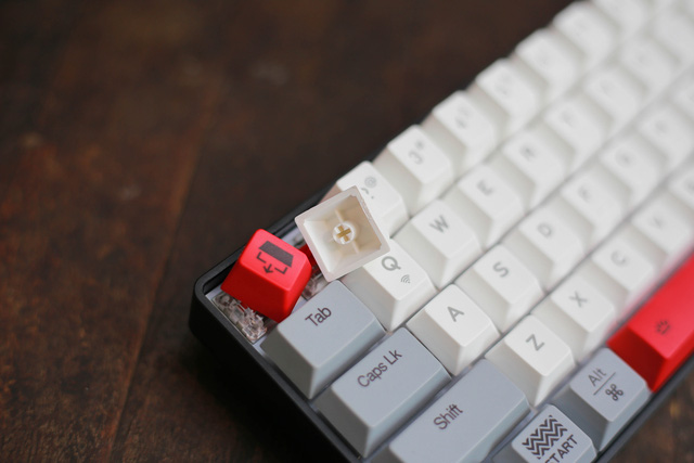 Trên tay cặp đôi bàn phím cơ Bluetooth giá rẻ mà đẹp, gõ siêu ngon: DareU EK871 và EK861 - Ảnh 7. Trên tay cặp đôi bàn phím cơ Bluetooth giá rẻ mà đẹp, gõ siêu ngon: DareU EK871 và EK861 - Ảnh 7.