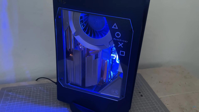 Chán với thiết kế gốc, modder tự tạo PS5 siêu độc đáo của riêng mình - Ảnh 3.