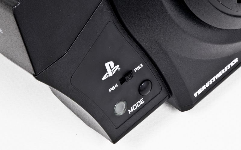 Đập hộp vô lăng gaming ThrustMaster T300 RS: Đẳng cấp lái xe siêu thực - Ảnh 8. Đập hộp vô lăng gaming ThrustMaster T300 RS: Đẳng cấp lái xe siêu thực - Ảnh 8.