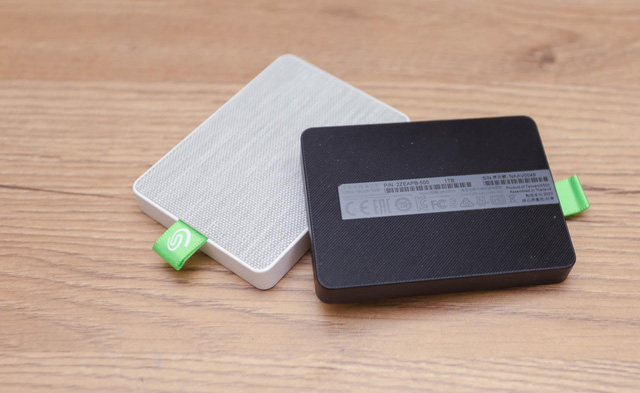 Trầm trồ trước SSD di động Seagate Ultra Touch: Cực đẹp và nhỏ gọn, tốc độ nhanh xé gió - Ảnh 2. Trầm trồ trước SSD di động Seagate Ultra Touch: Cực đẹp và nhỏ gọn, tốc độ nhanh xé gió - Ảnh 2.
